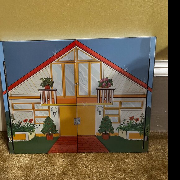 The Barbie Dream House Colorforms Play Set, Colorforms Classics Retro Replay Ed - Picture 2 of 7
